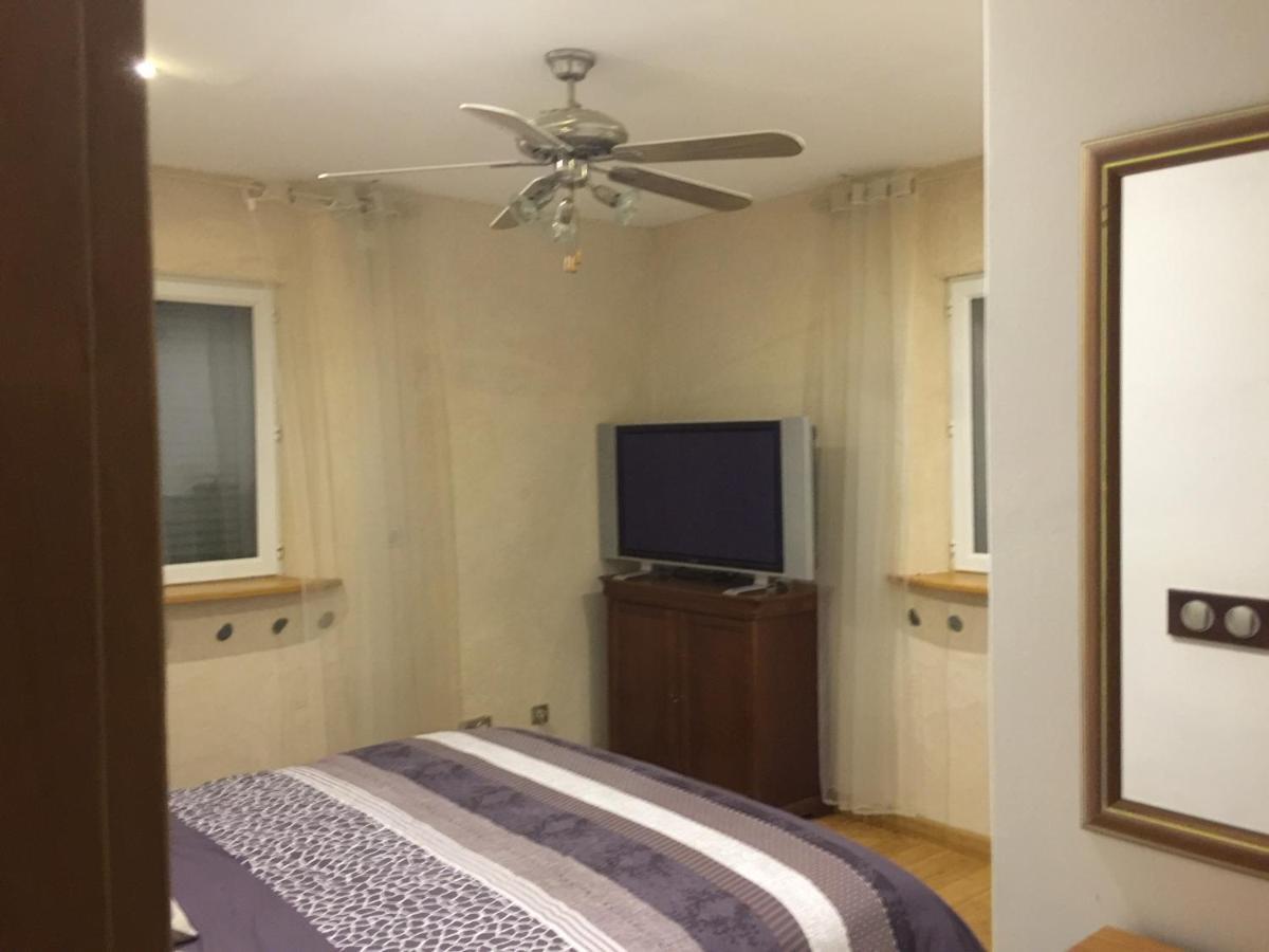 La Decouverte, Jacuzzi, Sauna, Et Terrasse Avec Vue Sur Lac A La Campagne Entre Toulouse Et Auch Catonvielle Exterior photo