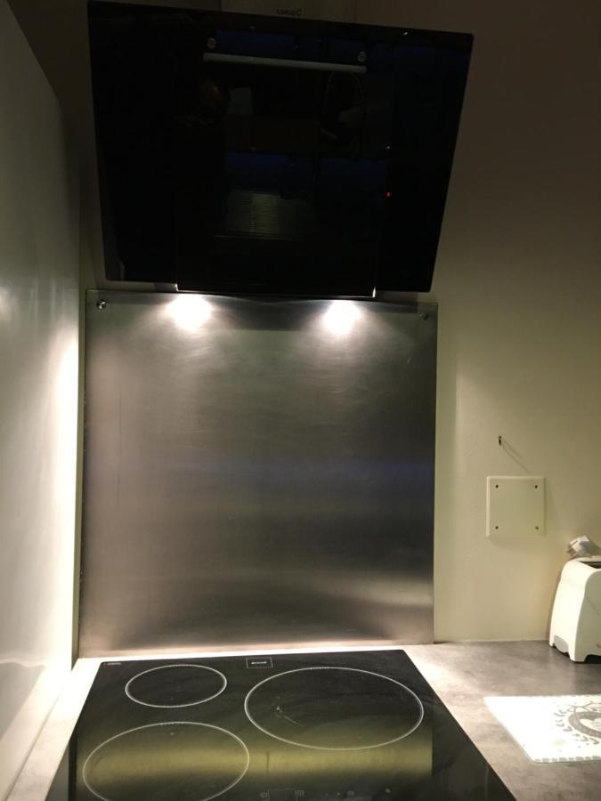 La Decouverte, Jacuzzi, Sauna, Et Terrasse Avec Vue Sur Lac A La Campagne Entre Toulouse Et Auch Catonvielle Exterior photo