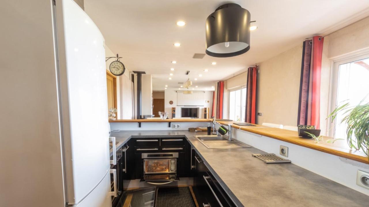 La Decouverte, Jacuzzi, Sauna, Et Terrasse Avec Vue Sur Lac A La Campagne Entre Toulouse Et Auch Catonvielle Exterior photo